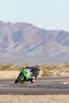 media/Dec-07-2025-CVMA (Sun) [[3e7d2de5dc]]/Race 16-Formula Middleweight/